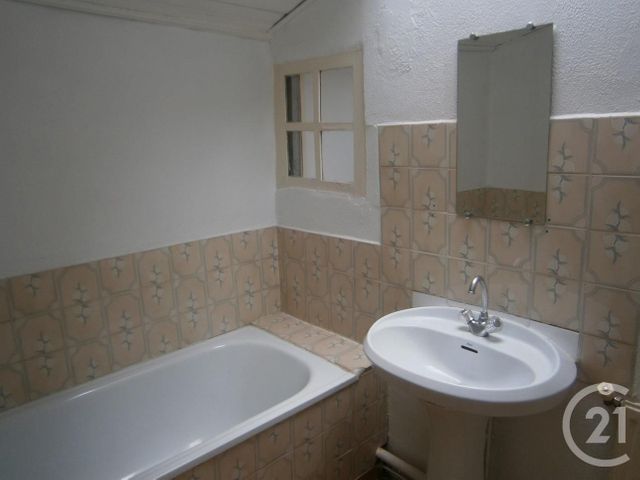 Afficher la photo en grand Appartement F3 à louer - 5 pièces - 62.0 m2 - MIREPOIX - 09 - MIDI-PYRENEES - Century 21 Immo Sud