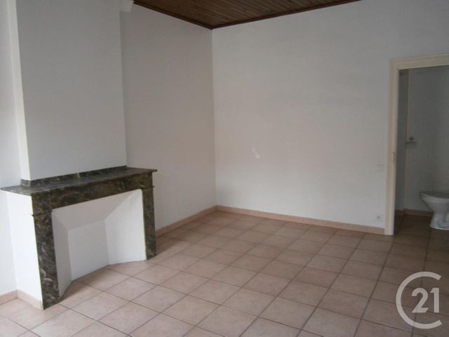 Afficher la photo en grand Appartement F3 à louer - 5 pièces - 62.0 m2 - MIREPOIX - 09 - MIDI-PYRENEES - Century 21 Immo Sud