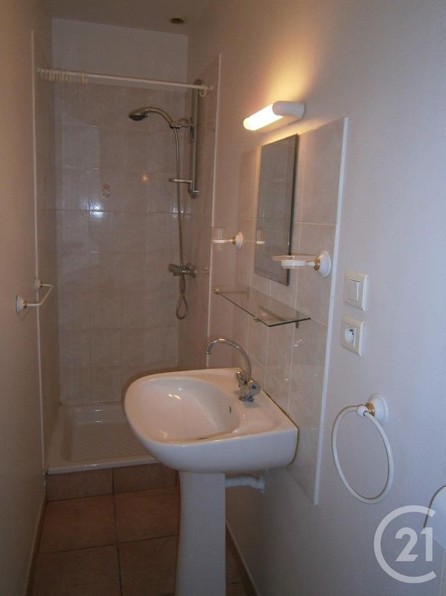 Afficher la photo en grand Appartement F3 à louer - 5 pièces - 62.0 m2 - MIREPOIX - 09 - MIDI-PYRENEES - Century 21 Immo Sud