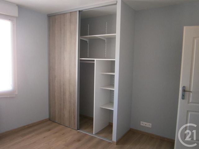 Afficher la photo en grand Appartement F4 à louer - 4 pièces - 87.0 m2 - LAVELANET - 09 - MIDI-PYRENEES - Century 21 Immo Sud