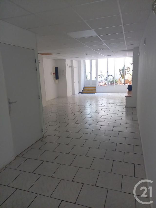 Local à louer - 1 pièce - 65.2 m2 - MIREPOIX - 09 - MIDI-PYRENEES - Century 21 Immo Sud