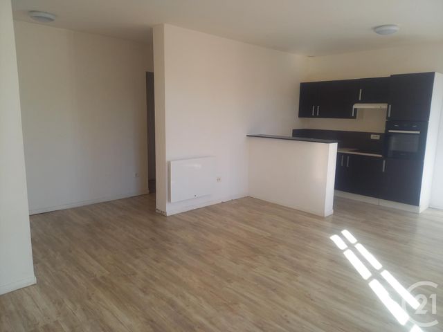 Appartement T3 à louer - 3 pièces - 74.0 m2 - BESSET - 09 - MIDI-PYRENEES - Century 21 Immo Sud