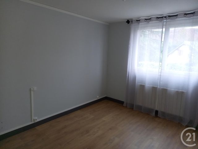 Appartement Studio à louer - 1 pièce - 17.0 m2 - LAVELANET - 09 - MIDI-PYRENEES - Century 21 Immo Sud