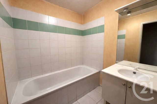 Appartement F2 à vendre - 2 pièces - 45.6 m2 - LAVELANET - 09 - MIDI-PYRENEES - Century 21 Immo Sud