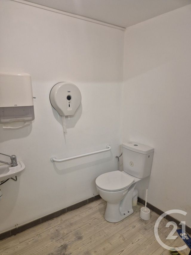 commerce à louer - 150.0 m2 - LAROQUE D OLMES - 09 - MIDI-PYRENEES - Century 21 Immo Sud