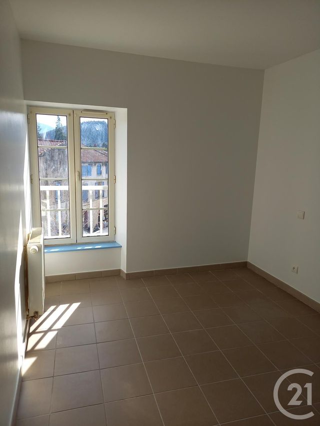 Appartement T2 à louer - 2 pièces - 33.17 m2 - LAROQUE D OLMES - 09 - MIDI-PYRENEES - Century 21 Immo Sud