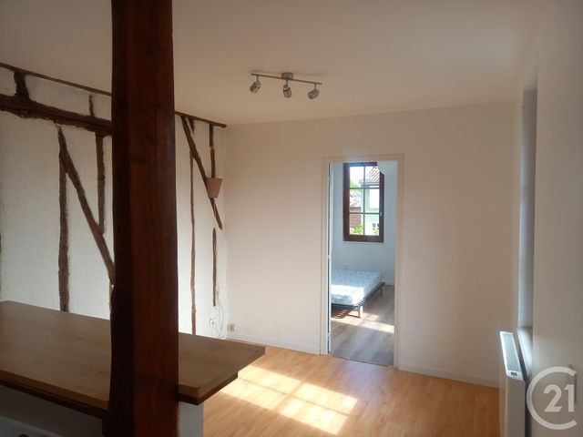 Appartement T2 à louer - 2 pièces - 31.67 m2 - MIREPOIX - 09 - MIDI-PYRENEES - Century 21 Immo Sud