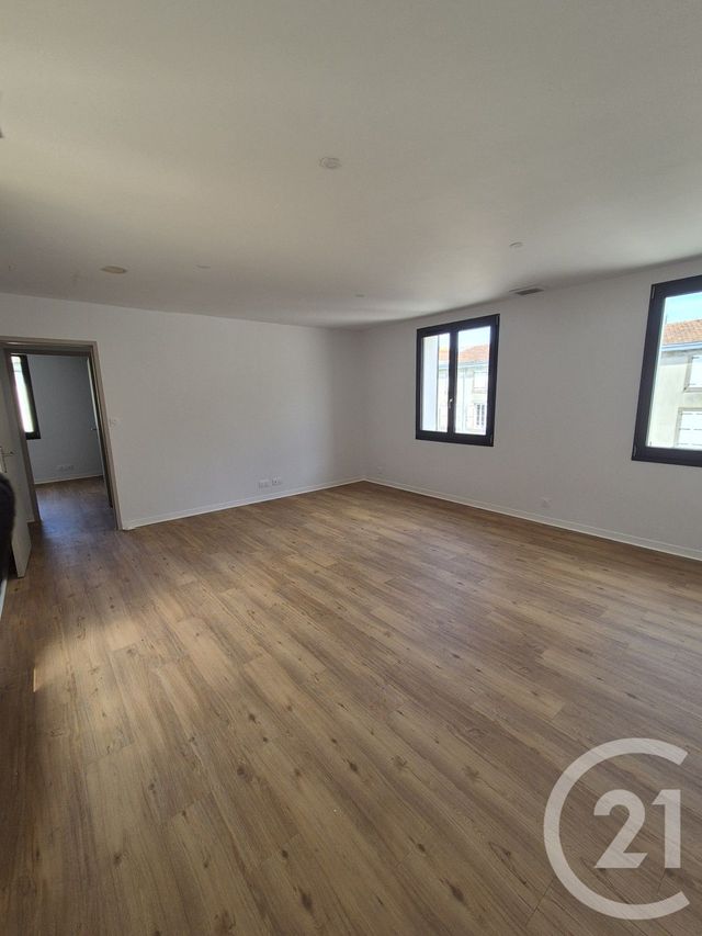 Appartement T3 à louer - 3 pièces - 64.8 m2 - LERAN - 09 - MIDI-PYRENEES - Century 21 Immo Sud