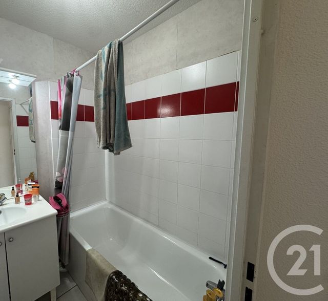 Appartement T2 à vendre - 2 pièces - 51.51 m2 - LAVELANET - 09 - MIDI-PYRENEES - Century 21 Immo Sud