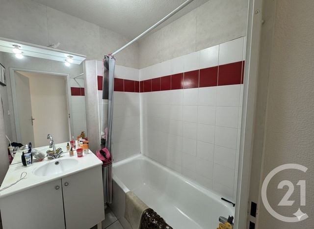 Appartement T2 à vendre - 2 pièces - 51.51 m2 - LAVELANET - 09 - MIDI-PYRENEES - Century 21 Immo Sud