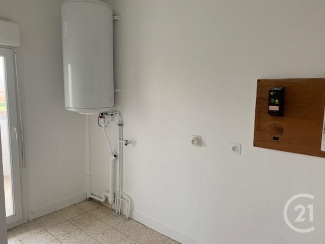 Appartement F5 à louer - 5 pièces - 108.0 m2 - LAROQUE D OLMES - 09 - MIDI-PYRENEES - Century 21 Immo Sud