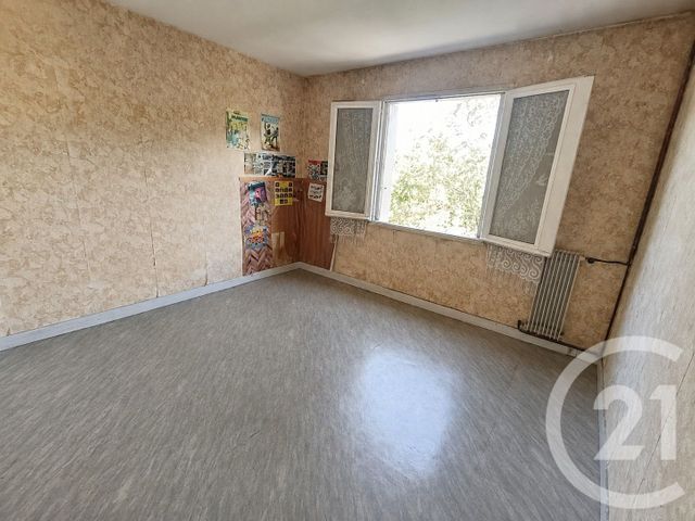Appartement F4 à vendre - 4 pièces - 88.0 m2 - LAVELANET - 09 - MIDI-PYRENEES - Century 21 Immo Sud