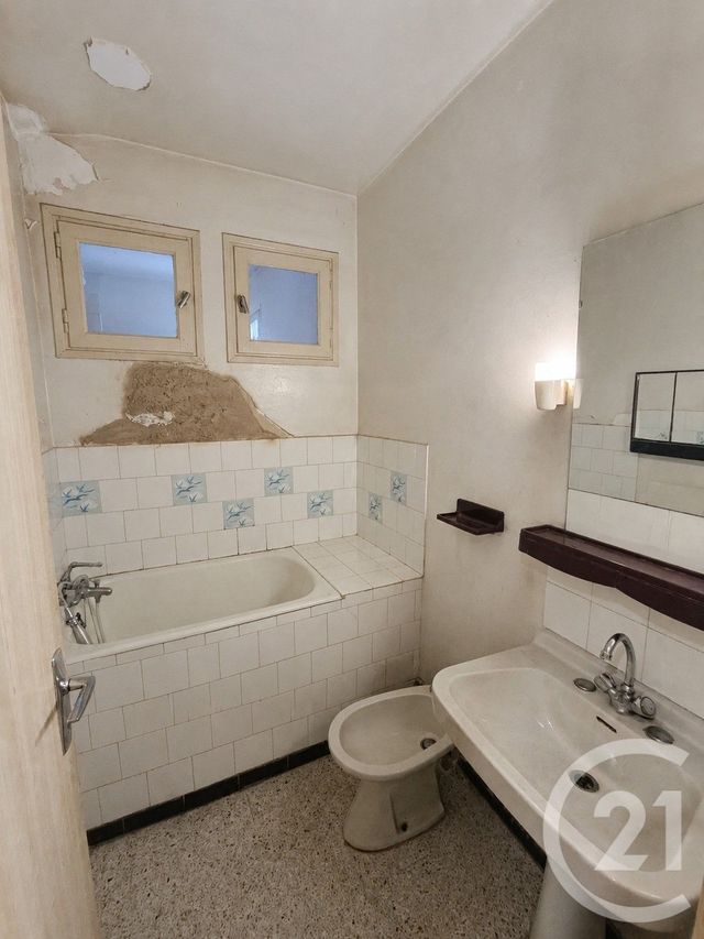 Appartement F4 à vendre - 4 pièces - 88.0 m2 - LAVELANET - 09 - MIDI-PYRENEES - Century 21 Immo Sud