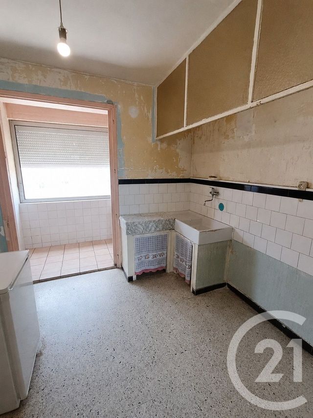 Appartement F4 à vendre - 4 pièces - 88.0 m2 - LAVELANET - 09 - MIDI-PYRENEES - Century 21 Immo Sud