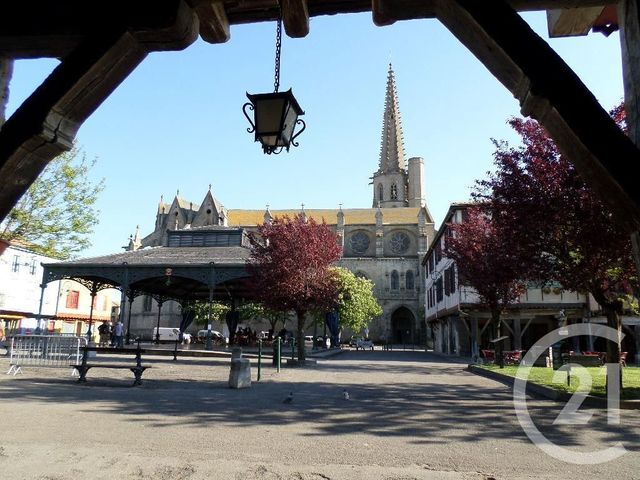 Appartement F4 à louer - 4 pièces - 61.0 m2 - MIREPOIX - 09 - MIDI-PYRENEES - Century 21 Immo Sud