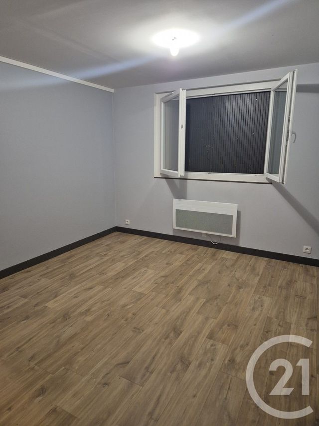 Appartement T2 à louer - 2 pièces - 33.19 m2 - LAVELANET - 09 - MIDI-PYRENEES - Century 21 Immo Sud