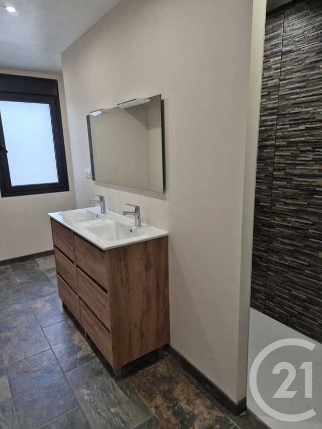 maison à louer - 6 pièces - 134.3 m2 - SONNAC SUR L HERS - 11 - LANGUEDOC-ROUSSILLON - Century 21 Immo Sud