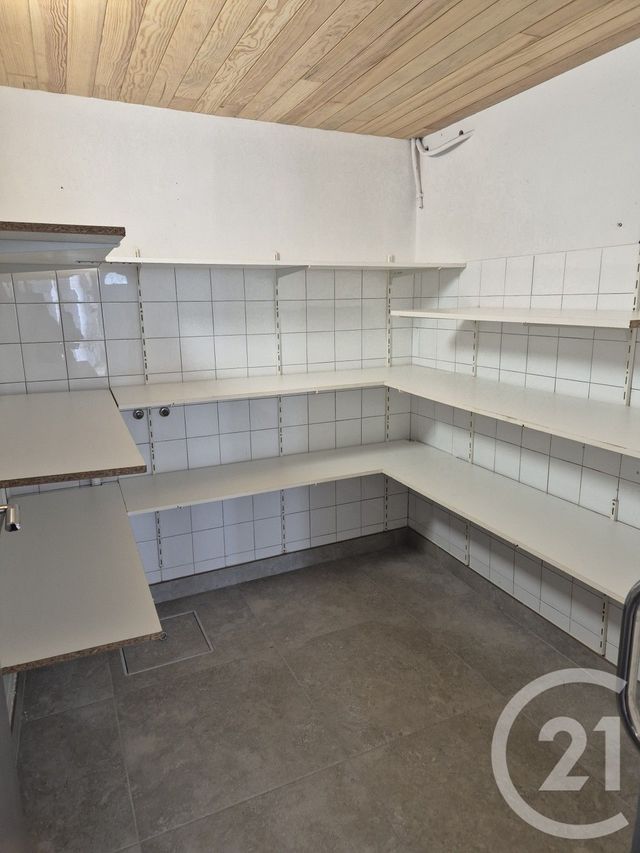 maison à louer - 6 pièces - 158.0 m2 - LA CASSAIGNE - 11 - LANGUEDOC-ROUSSILLON - Century 21 Immo Sud