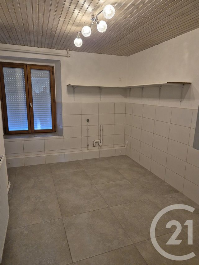 maison à louer - 6 pièces - 158.0 m2 - LA CASSAIGNE - 11 - LANGUEDOC-ROUSSILLON - Century 21 Immo Sud