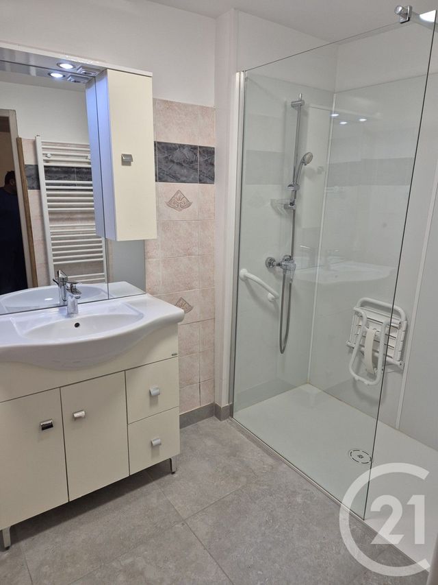 maison à louer - 6 pièces - 158.0 m2 - LA CASSAIGNE - 11 - LANGUEDOC-ROUSSILLON - Century 21 Immo Sud