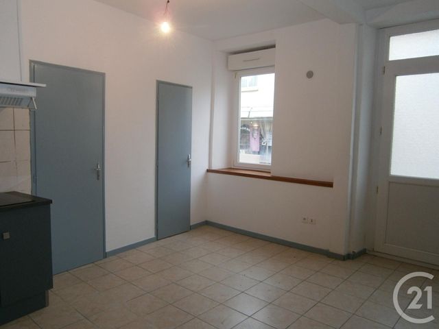 Appartement F2 à louer - 2 pièces - 33.5 m2 - LA BASTIDE SUR L HERS - 09 - MIDI-PYRENEES - Century 21 Immo Sud