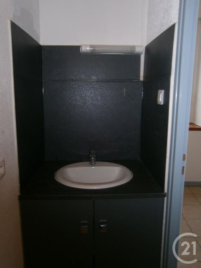 Appartement F2 à louer - 2 pièces - 33.5 m2 - LA BASTIDE SUR L HERS - 09 - MIDI-PYRENEES - Century 21 Immo Sud