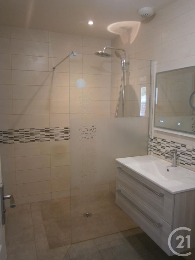 Appartement F4 à louer - 4 pièces - 87.0 m2 - LAVELANET - 09 - MIDI-PYRENEES - Century 21 Immo Sud