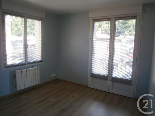 Appartement F4 à louer - 4 pièces - 87.0 m2 - LAVELANET - 09 - MIDI-PYRENEES - Century 21 Immo Sud