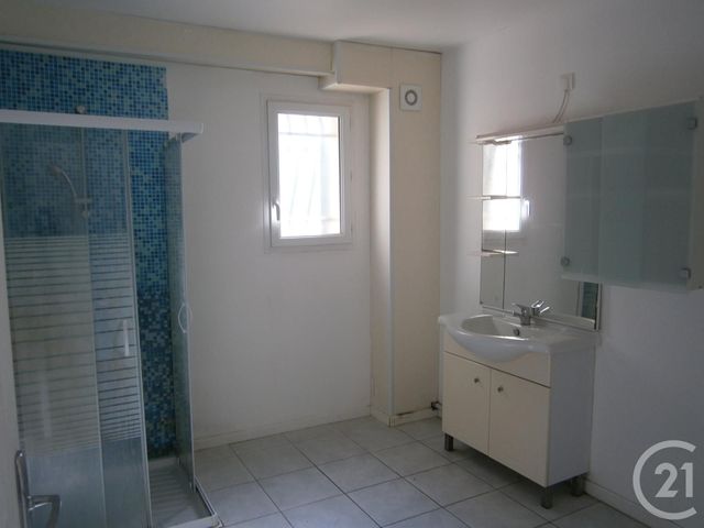 Appartement F4 à louer - 4 pièces - 116.0 m2 - LAVELANET - 09 - MIDI-PYRENEES - Century 21 Immo Sud