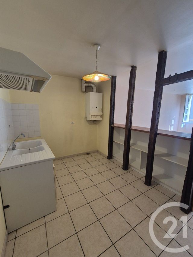 Appartement T3 à louer - 3 pièces - 77.63 m2 - MIREPOIX - 09 - MIDI-PYRENEES - Century 21 Immo Sud