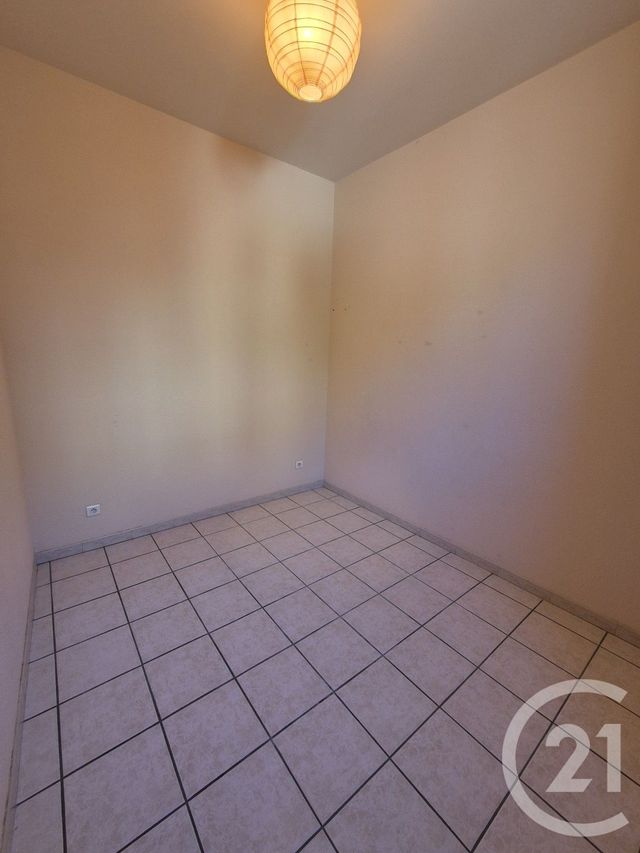 Appartement T3 à louer - 3 pièces - 77.63 m2 - MIREPOIX - 09 - MIDI-PYRENEES - Century 21 Immo Sud