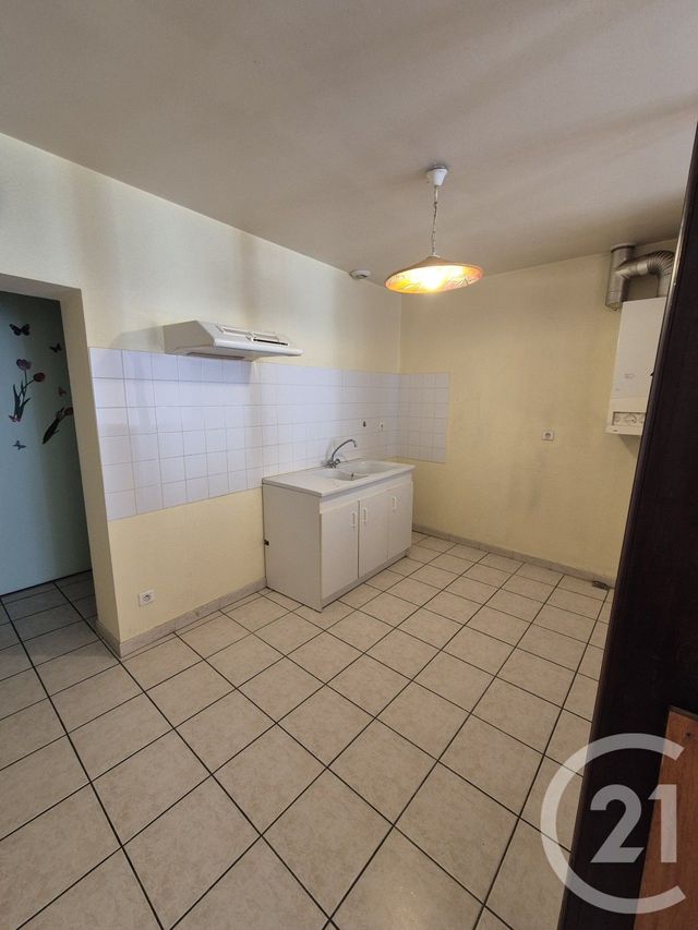 Appartement T3 à louer - 3 pièces - 77.63 m2 - MIREPOIX - 09 - MIDI-PYRENEES - Century 21 Immo Sud