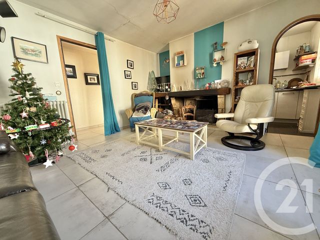 Appartement T3 à louer - 4 pièces - 101.32 m2 - LAVELANET - 09 - MIDI-PYRENEES - Century 21 Immo Sud