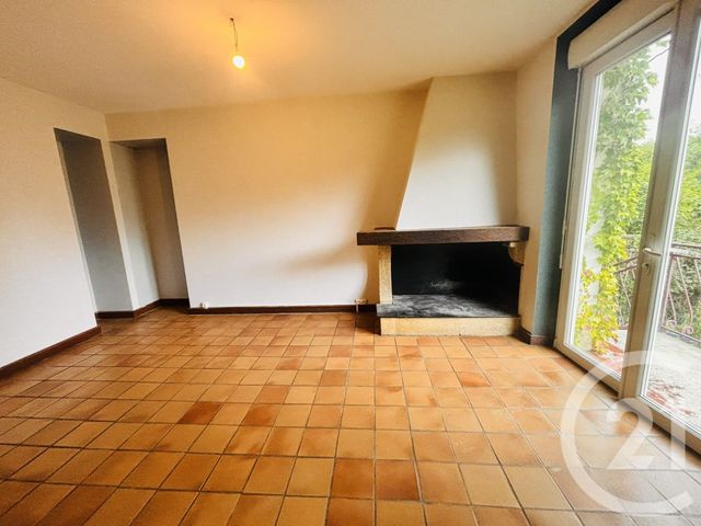 Appartement T3 à louer - 3 pièces - 76.64 m2 - LAVELANET - 09 - MIDI-PYRENEES - Century 21 Immo Sud