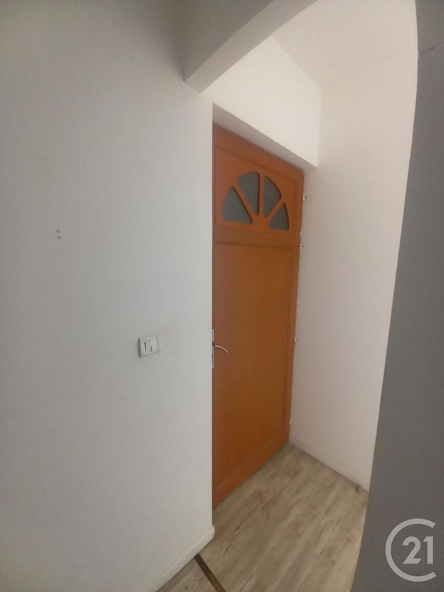Appartement T3 à louer - 3 pièces - 74.0 m2 - BESSET - 09 - MIDI-PYRENEES - Century 21 Immo Sud