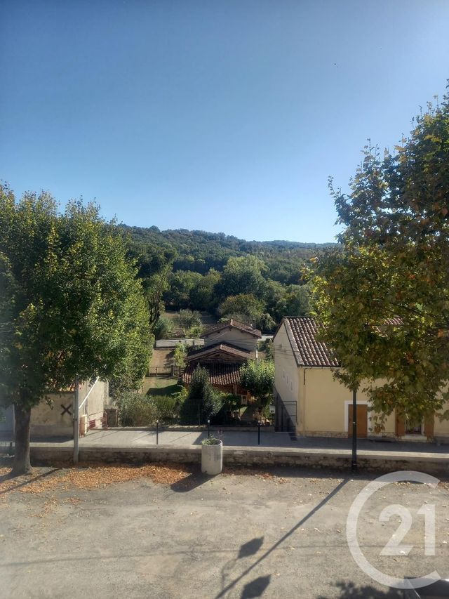 Appartement T3 à louer - 3 pièces - 74.0 m2 - BESSET - 09 - MIDI-PYRENEES - Century 21 Immo Sud