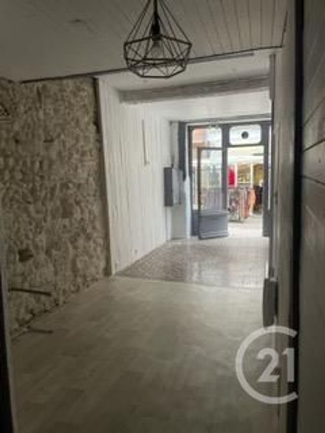 Appartement Atelier d'artiste à louer - 2 pièces - 65.0 m2 - MIREPOIX - 09 - MIDI-PYRENEES - Century 21 Immo Sud