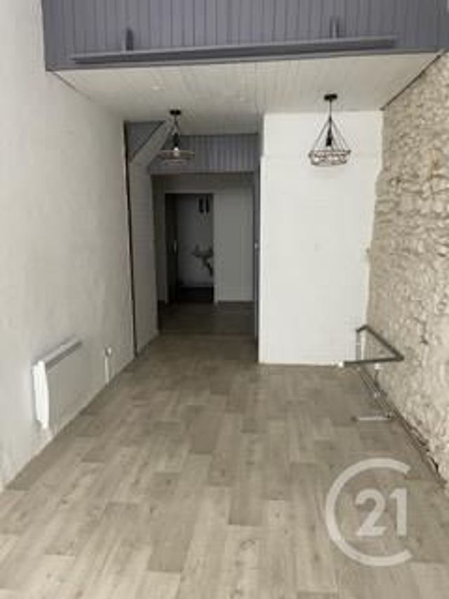 Appartement Atelier d'artiste à louer - 2 pièces - 65.0 m2 - MIREPOIX - 09 - MIDI-PYRENEES - Century 21 Immo Sud
