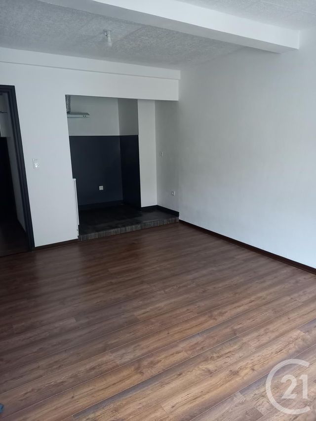Appartement F1 à louer - 1 pièce - 44.86 m2 - LAVELANET - 09 - MIDI-PYRENEES - Century 21 Immo Sud