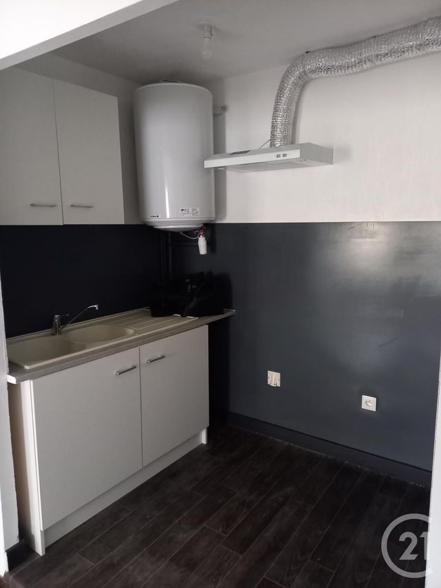 Appartement F1 à louer - 1 pièce - 44.86 m2 - LAVELANET - 09 - MIDI-PYRENEES - Century 21 Immo Sud