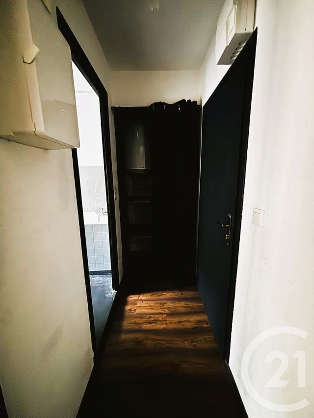 Appartement Studio à louer - 1 pièce - 27.4 m2 - LAVELANET - 09 - MIDI-PYRENEES - Century 21 Immo Sud