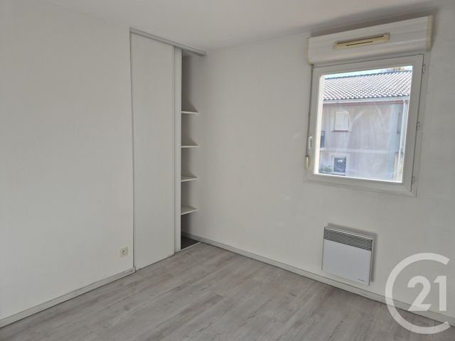 Appartement T2 à louer - 2 pièces - 52.0 m2 - LAVELANET - 09 - MIDI-PYRENEES - Century 21 Immo Sud