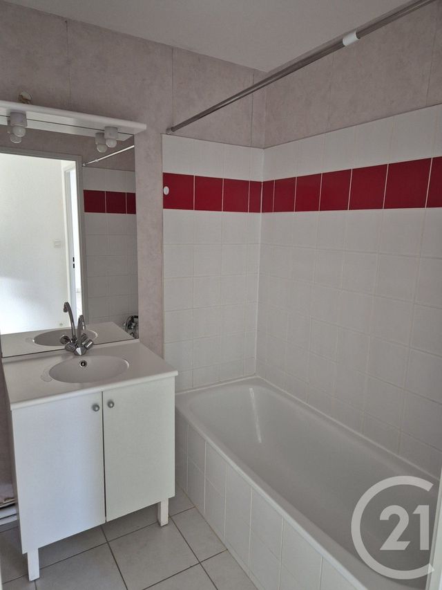 Appartement T2 à louer - 2 pièces - 52.0 m2 - LAVELANET - 09 - MIDI-PYRENEES - Century 21 Immo Sud